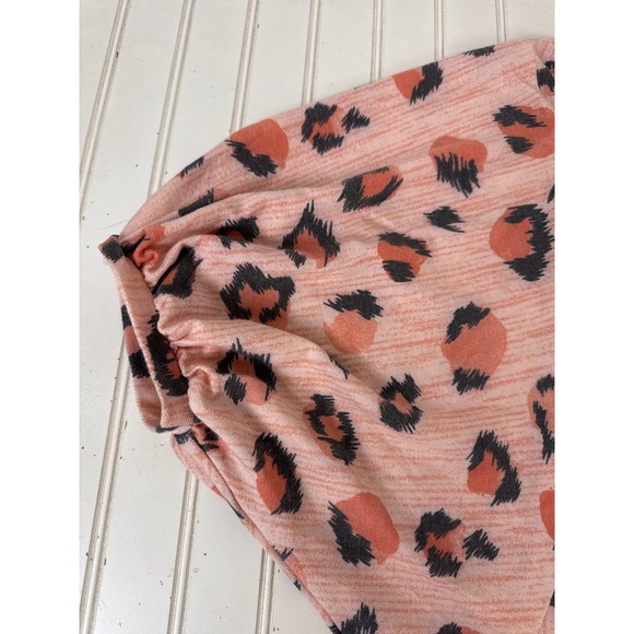 LuLaRoe Renee Top‎ Leopard Print V Neck Dolman Sleeve Size M - Picture 10 of 14